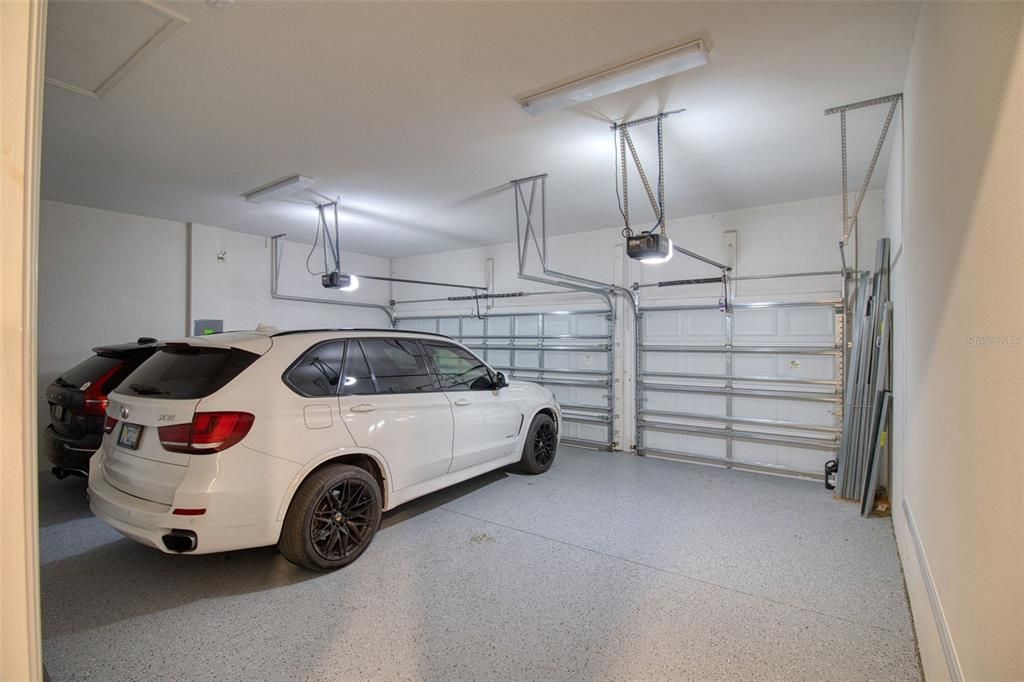 En Venta: $674,900 (4 camas, 3 baños, 2422 Pies cuadrados)