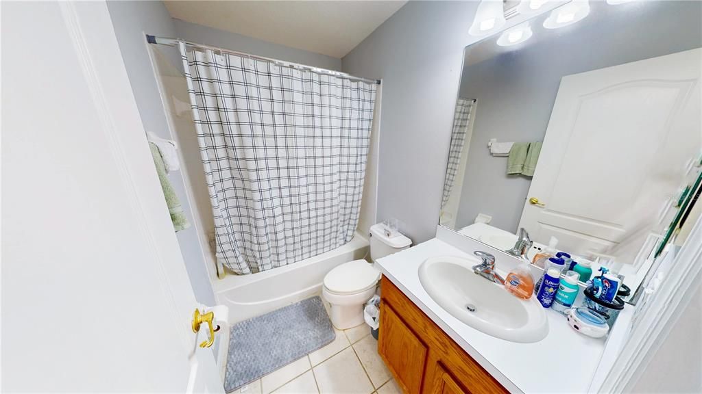 For Sale: $235,000 (2 beds, 2 baths, 1360 Square Feet)