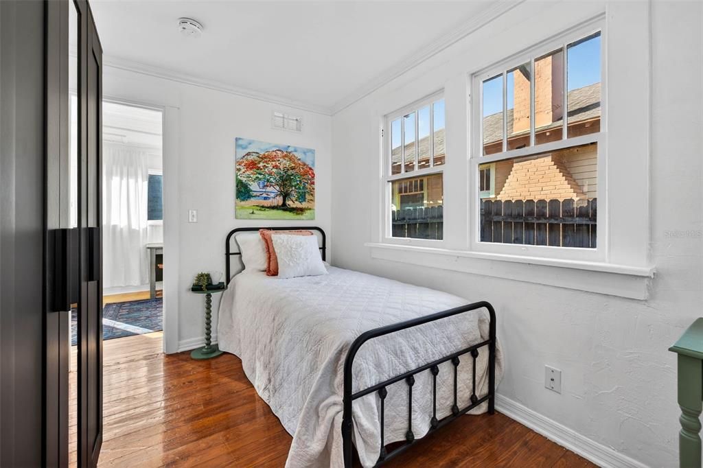 For Sale: $724,900 (3 beds, 2 baths, 1258 Square Feet)