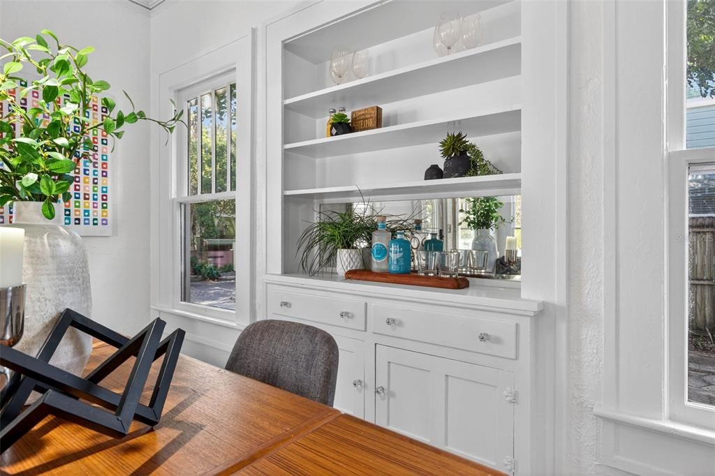 For Sale: $724,900 (3 beds, 2 baths, 1258 Square Feet)