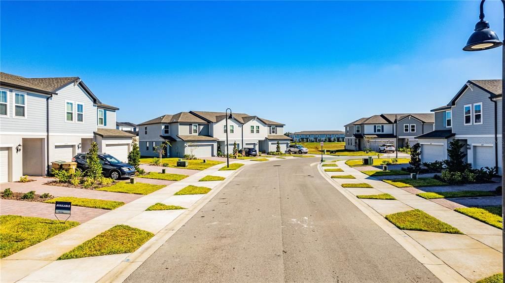 For Rent: $2,190 (3 beds, 2 baths, 1566 Square Feet)