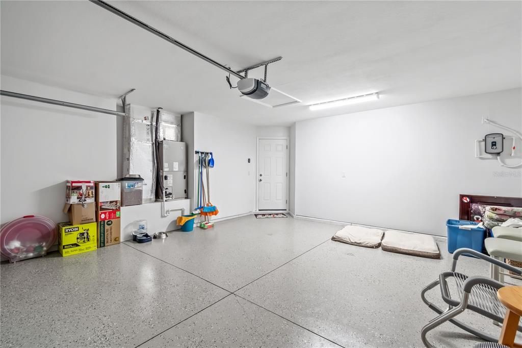 На продажу: $359,900 (3 спален, 2 ванн, 1630 Квадратных фут)