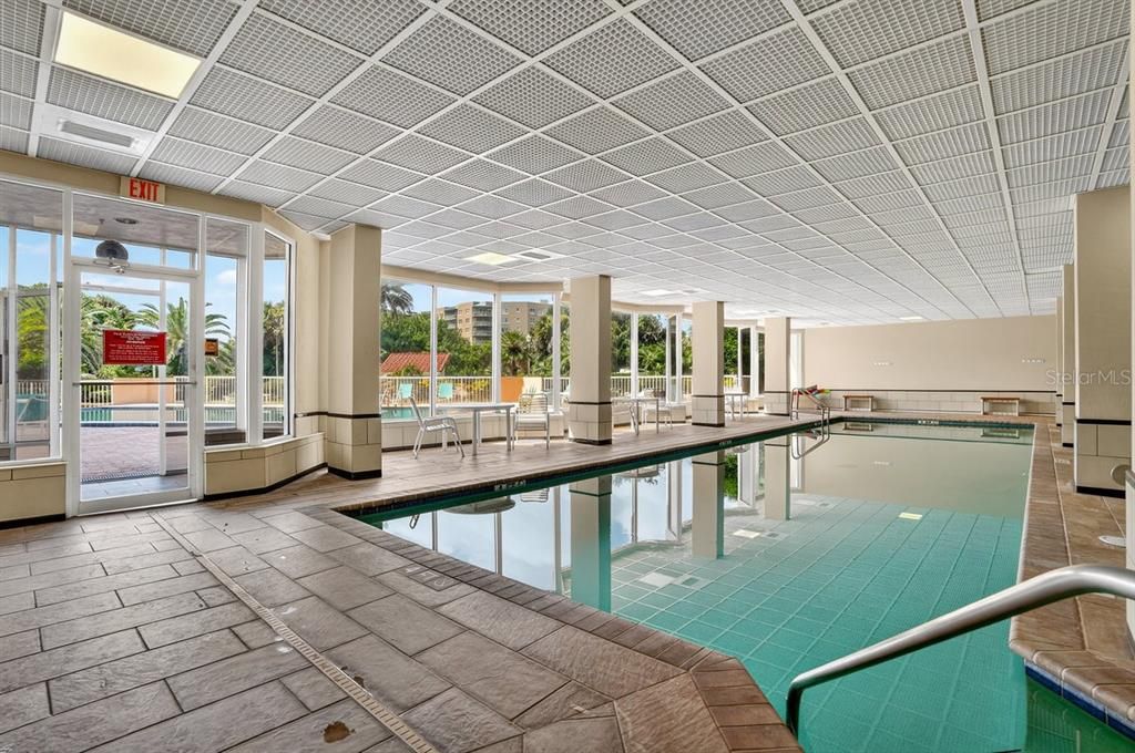 На продажу: $254,900 (2 спален, 2 ванн, 1400 Квадратных фут)