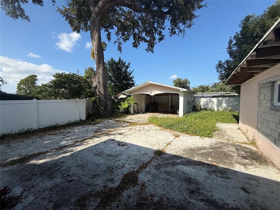 For Sale: $459,900 (5 beds, 4 baths, 2603 Square Feet)