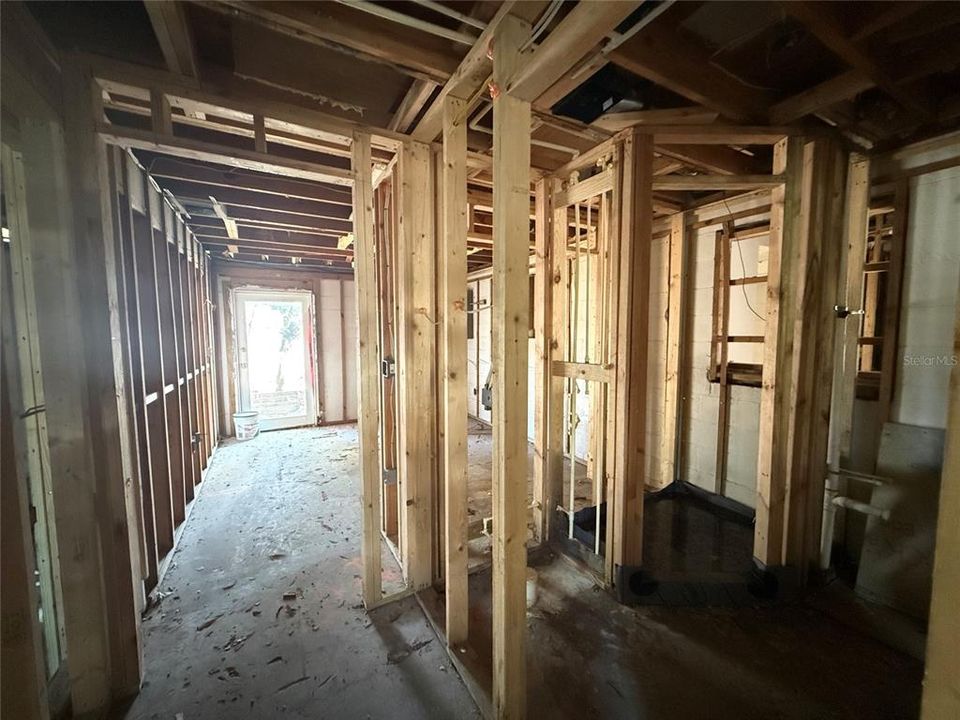 For Sale: $459,900 (5 beds, 4 baths, 2603 Square Feet)