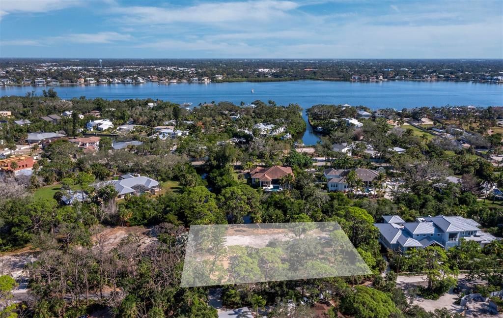 For Sale: $1,295,000 (0.70 acres)