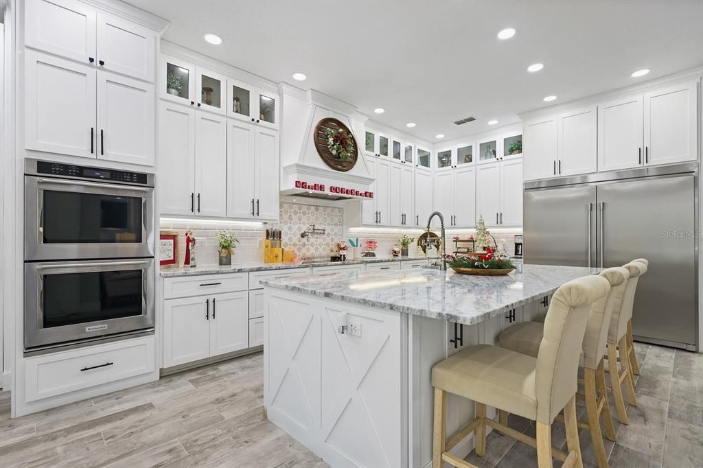 出租: $3,800 (5 贝兹, 3 浴室, 2547 平方英尺)