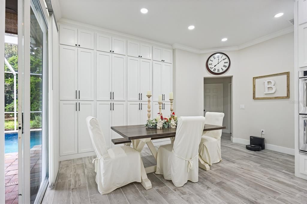 出租: $3,800 (5 贝兹, 3 浴室, 2547 平方英尺)