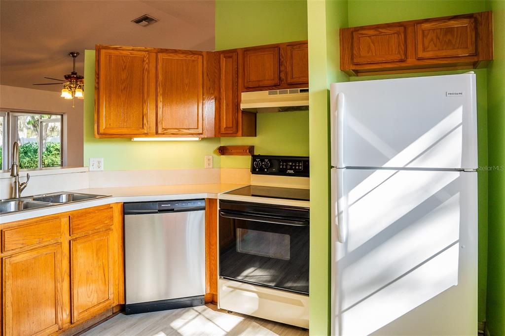 En Venta: $239,900 (3 camas, 2 baños, 1298 Pies cuadrados)