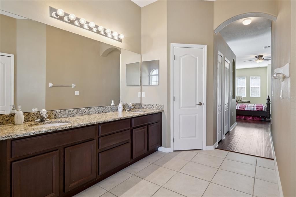 For Sale: $579,000 (4 beds, 3 baths, 2783 Square Feet)