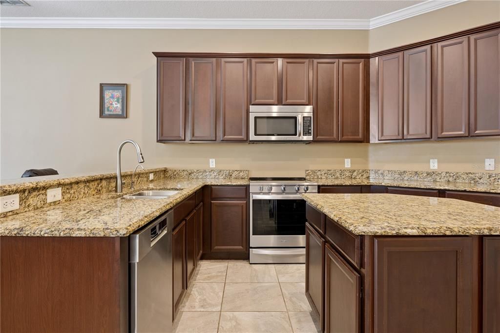 For Sale: $579,000 (4 beds, 3 baths, 2783 Square Feet)