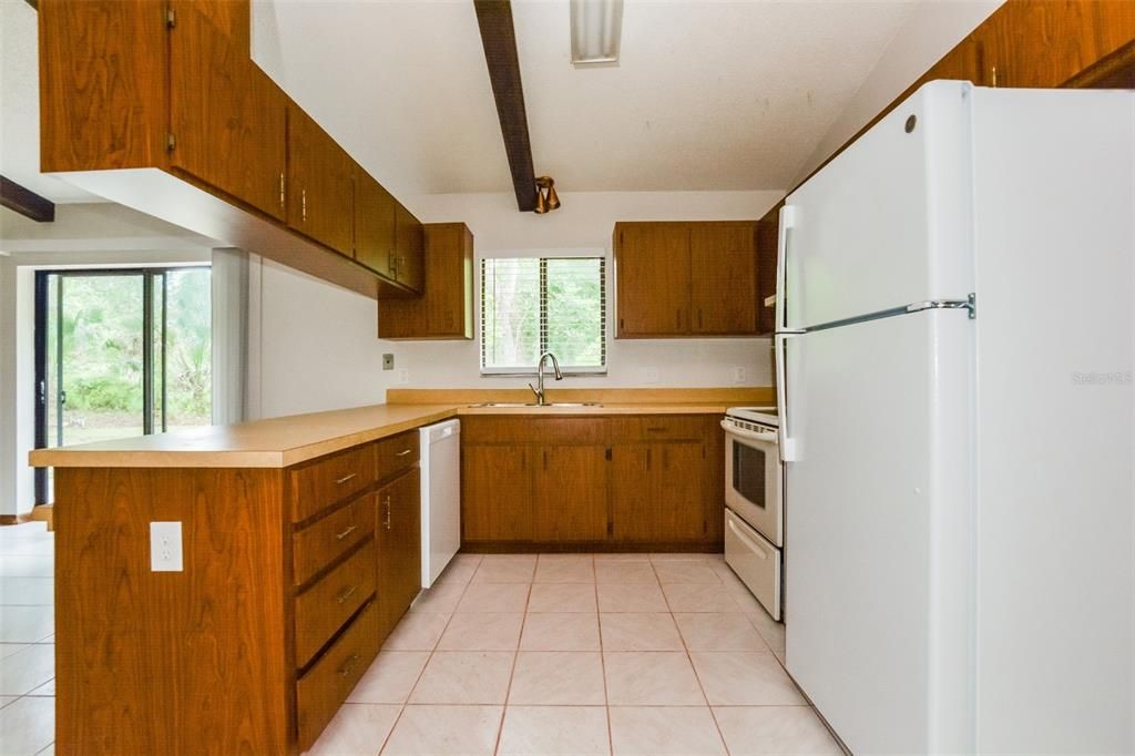 出租: $1,990 (3 贝兹, 2 浴室, 1320 平方英尺)