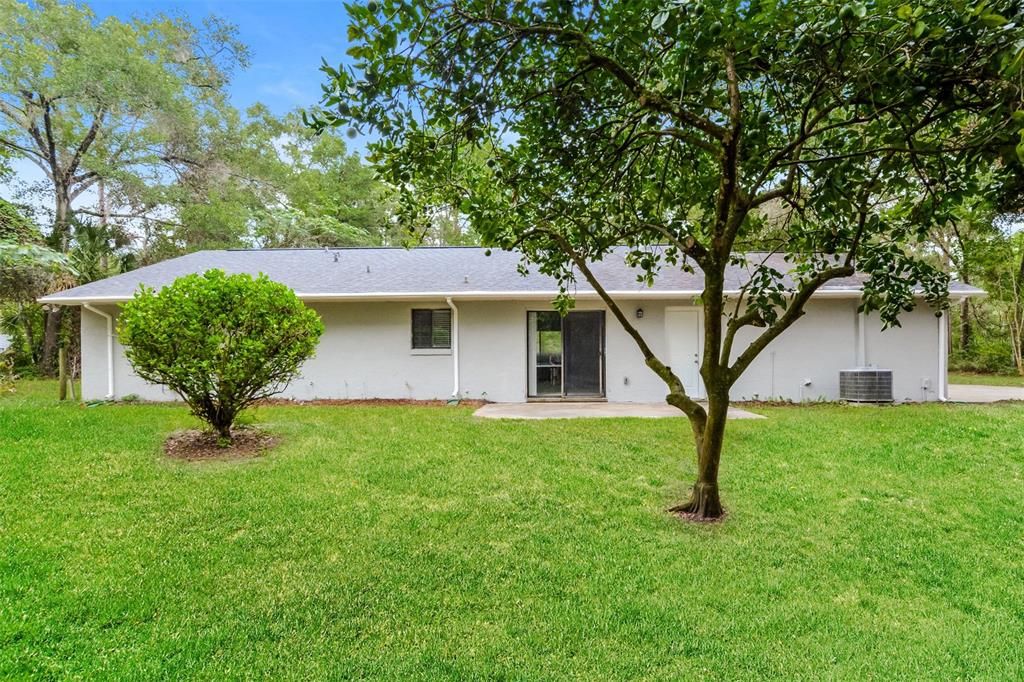 出租: $1,990 (3 贝兹, 2 浴室, 1320 平方英尺)