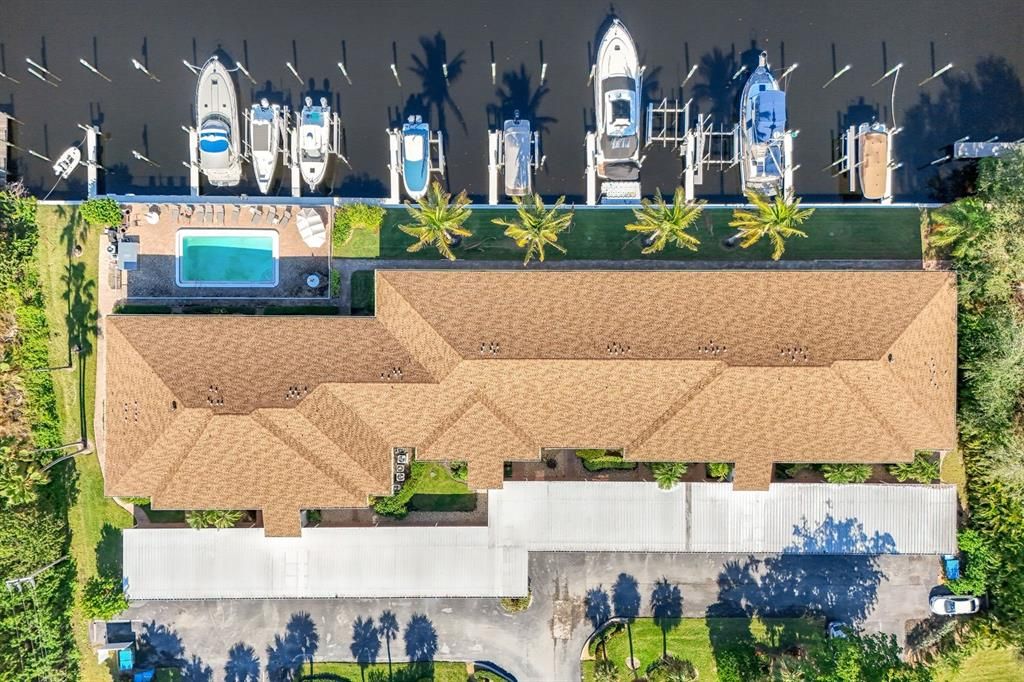 На продажу: $425,000 (2 спален, 2 ванн, 1314 Квадратных фут)