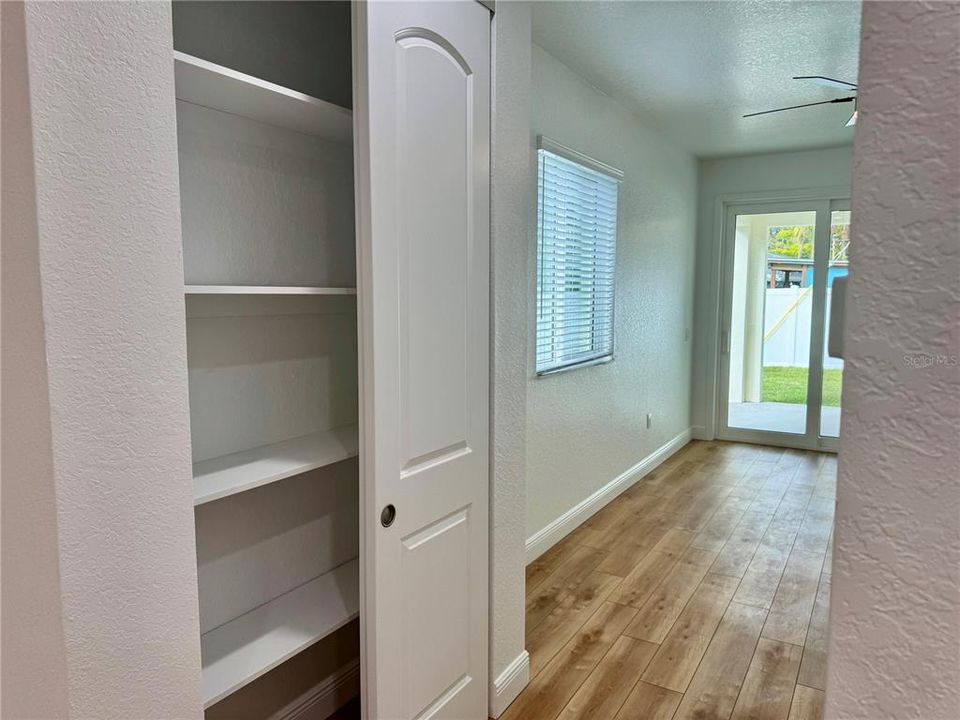 待售: $799,000 (4 贝兹, 0 浴室, 2644 平方英尺)