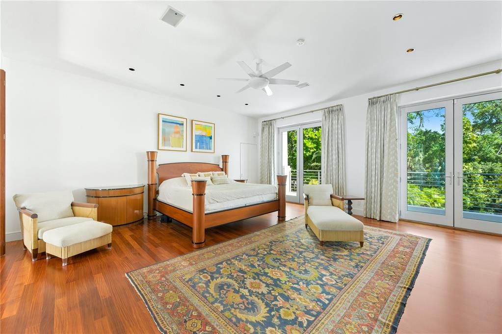 待售: $22,000,000 (5 贝兹, 7 浴室, 8560 平方英尺)