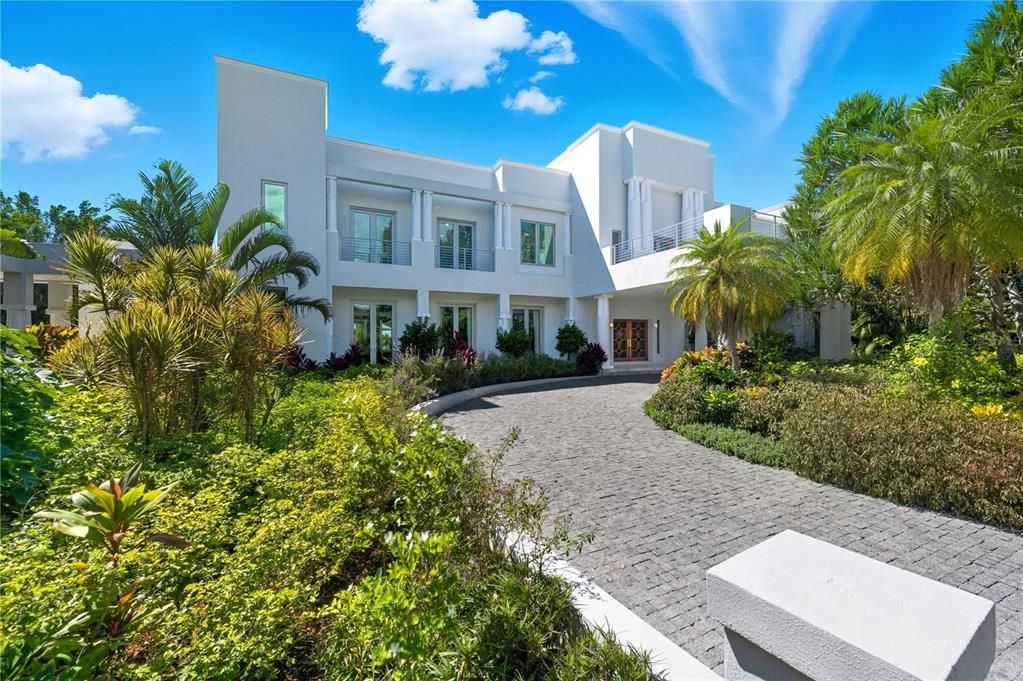 待售: $22,000,000 (5 贝兹, 7 浴室, 8560 平方英尺)