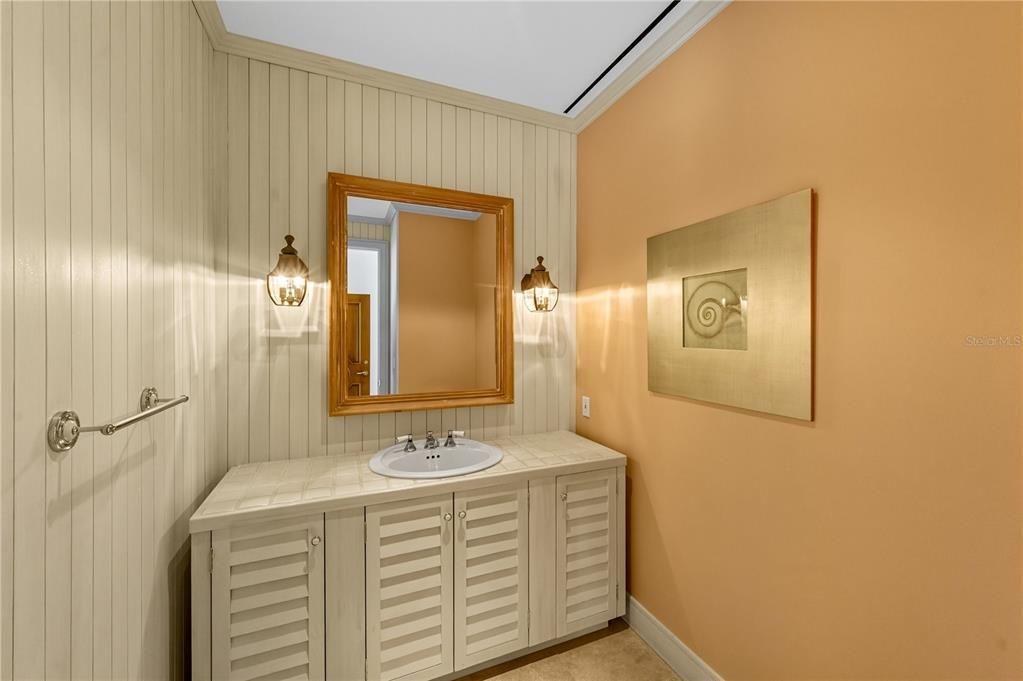 待售: $22,000,000 (5 贝兹, 7 浴室, 8560 平方英尺)