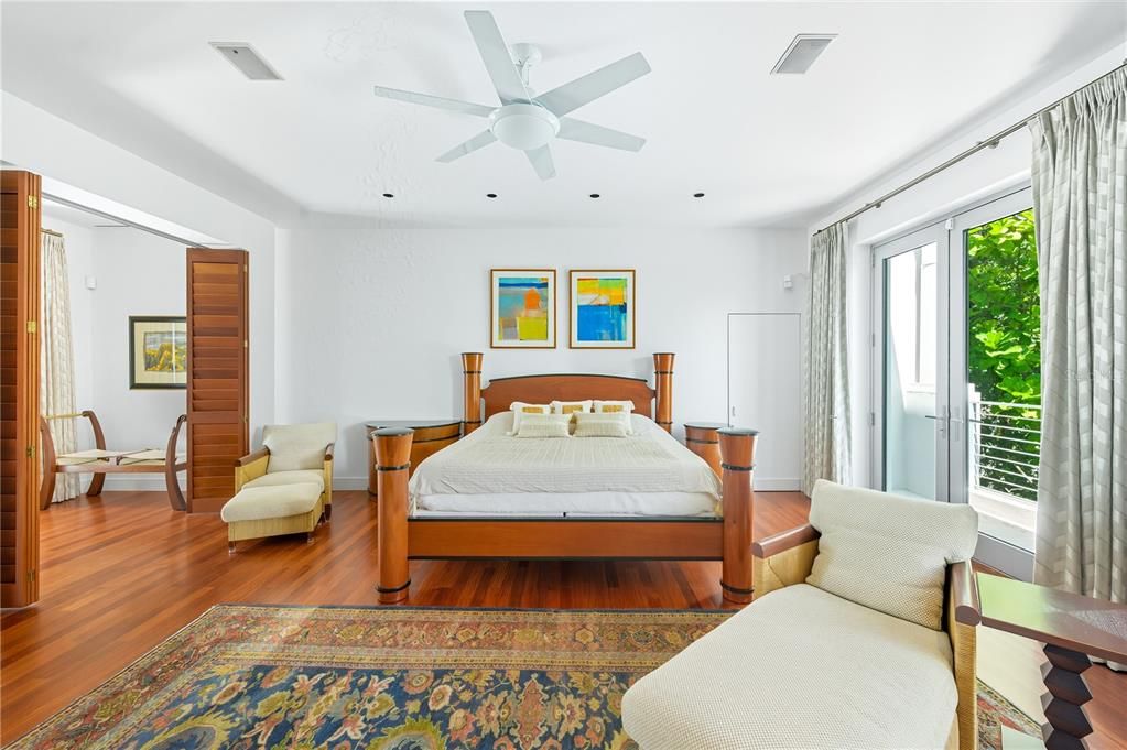 待售: $22,000,000 (5 贝兹, 7 浴室, 8560 平方英尺)