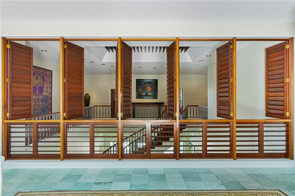 待售: $22,000,000 (5 贝兹, 7 浴室, 8560 平方英尺)