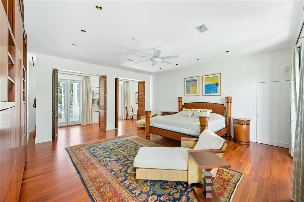 待售: $22,000,000 (5 贝兹, 7 浴室, 8560 平方英尺)