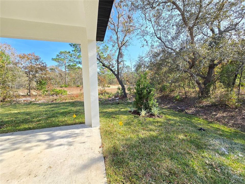 For Sale: $349,000 (4 beds, 3 baths, 1990 Square Feet)