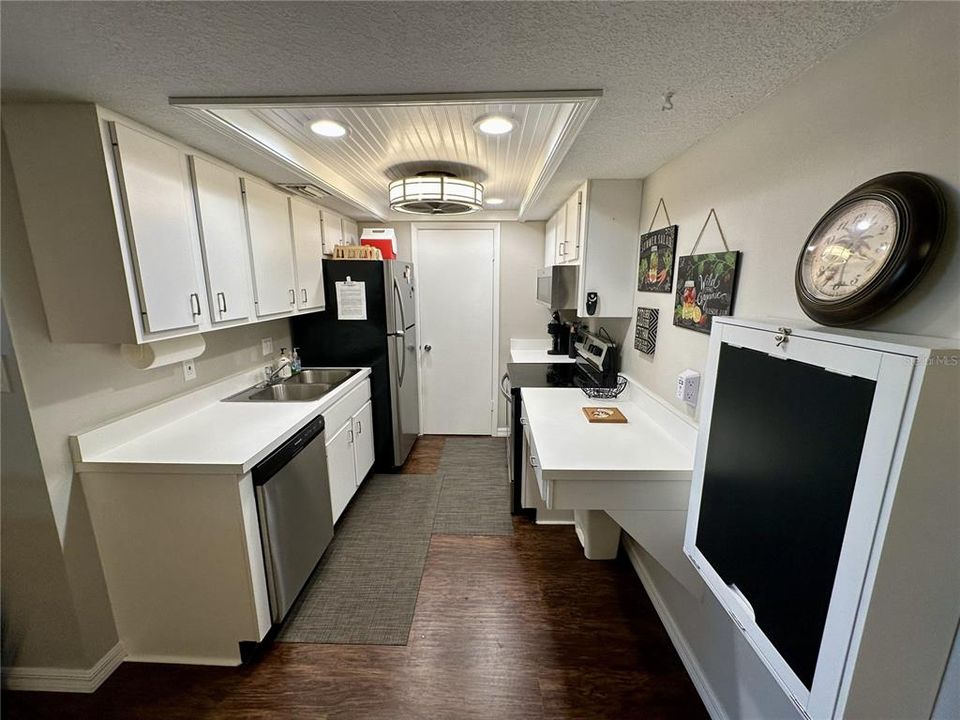 出租: $2,500 (2 贝兹, 2 浴室, 1178 平方英尺)