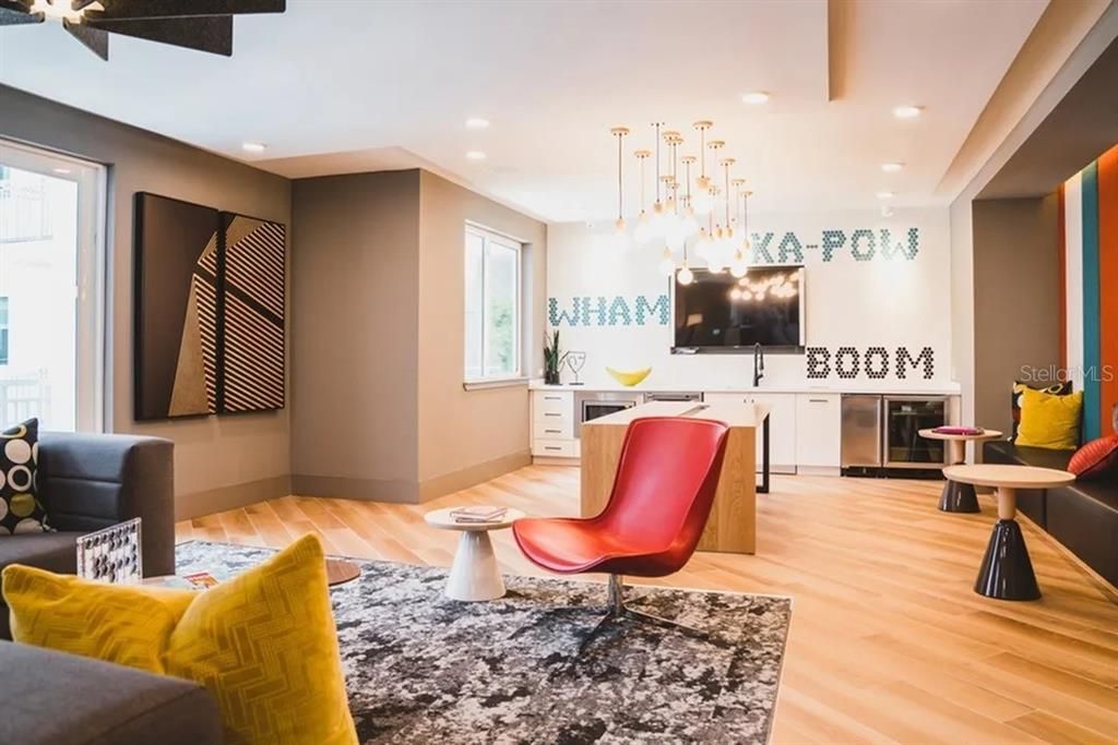 В аренду: $1,570 (1 спален, 1 ванн, 708 Квадратных фут)