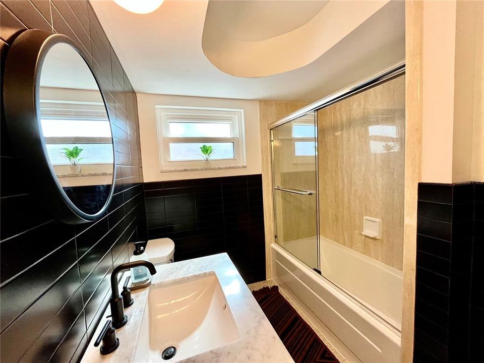 For Sale: $589,000 (3 beds, 2 baths, 1829 Square Feet)