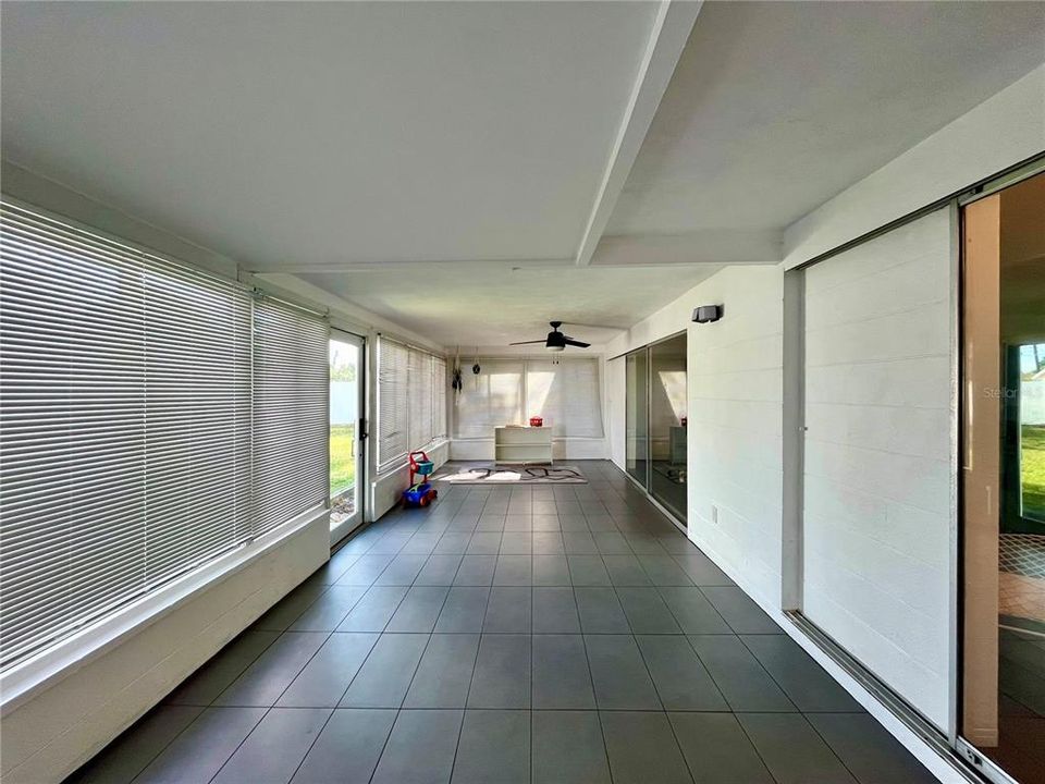 For Sale: $589,000 (3 beds, 2 baths, 1829 Square Feet)