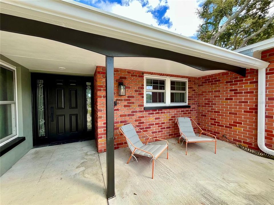 For Sale: $589,000 (3 beds, 2 baths, 1829 Square Feet)