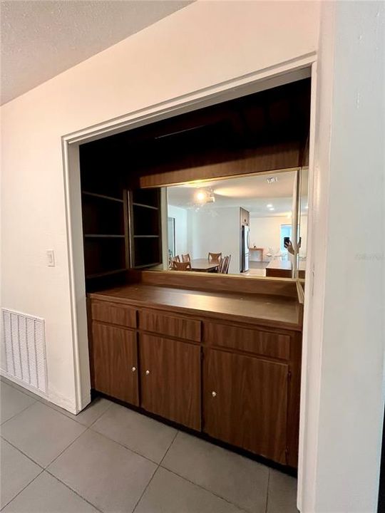 For Sale: $589,000 (3 beds, 2 baths, 1829 Square Feet)