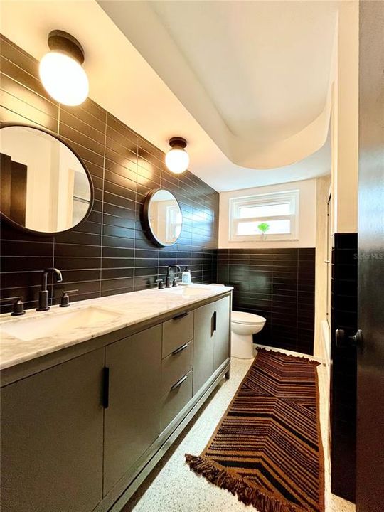 For Sale: $589,000 (3 beds, 2 baths, 1829 Square Feet)