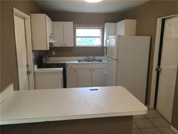 В аренду: $1,595 (3 спален, 2 ванн, 1392 Квадратных фут)