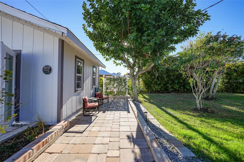 待售: $495,000 (3 贝兹, 2 浴室, 2643 平方英尺)