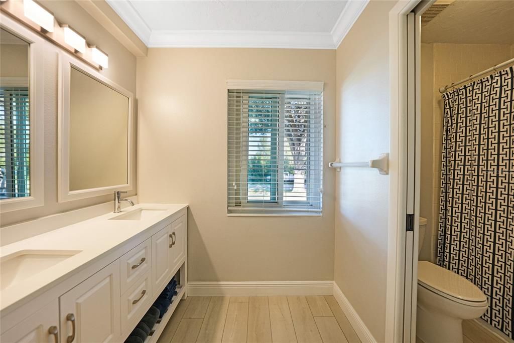 待售: $495,000 (3 贝兹, 2 浴室, 2643 平方英尺)