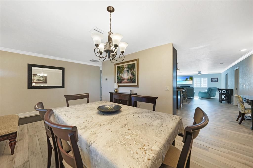 待售: $495,000 (3 贝兹, 2 浴室, 2643 平方英尺)