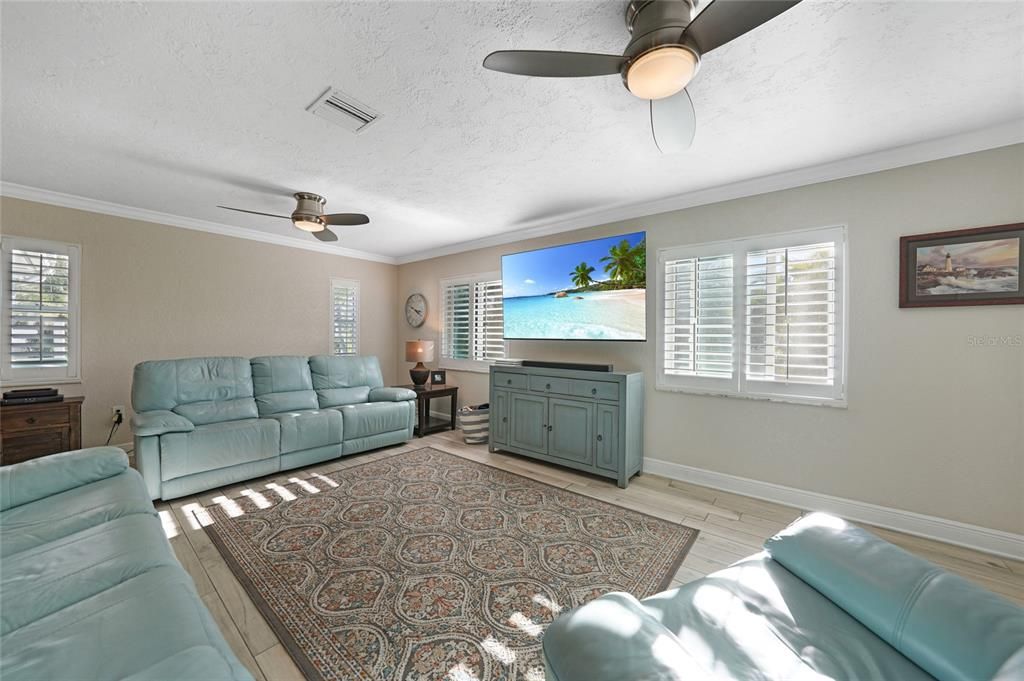 待售: $495,000 (3 贝兹, 2 浴室, 2643 平方英尺)