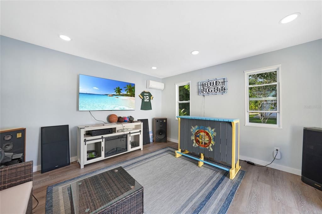 待售: $495,000 (3 贝兹, 2 浴室, 2643 平方英尺)