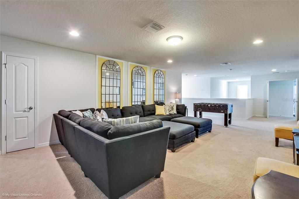 For Sale: $590,000 (8 beds, 6 baths, 4041 Square Feet)