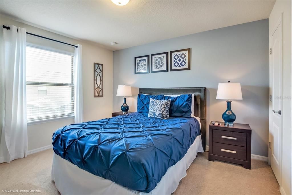 For Sale: $590,000 (8 beds, 6 baths, 4041 Square Feet)