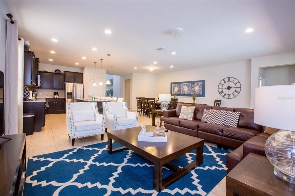 For Sale: $590,000 (8 beds, 6 baths, 4041 Square Feet)