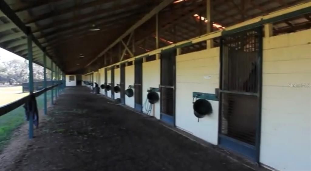 For Sale: $3,100,000 (3 beds, 3 baths, 2434 Square Feet)