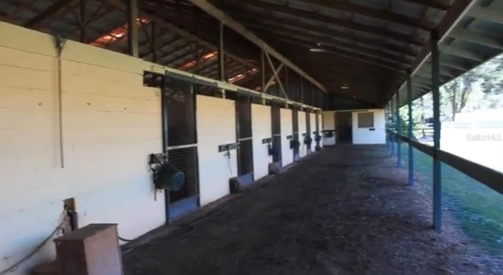 For Sale: $3,100,000 (3 beds, 3 baths, 2434 Square Feet)