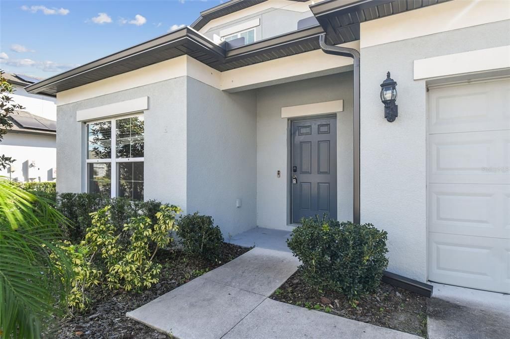 For Sale: $499,000 (5 beds, 3 baths, 2750 Square Feet)