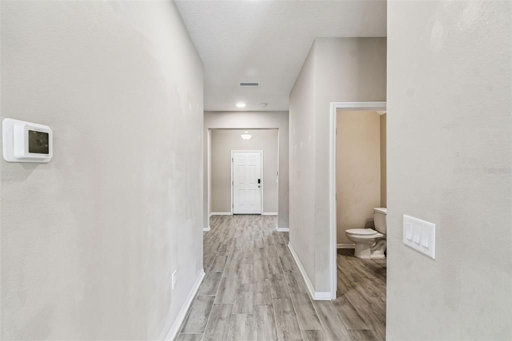 For Sale: $499,000 (5 beds, 3 baths, 2750 Square Feet)