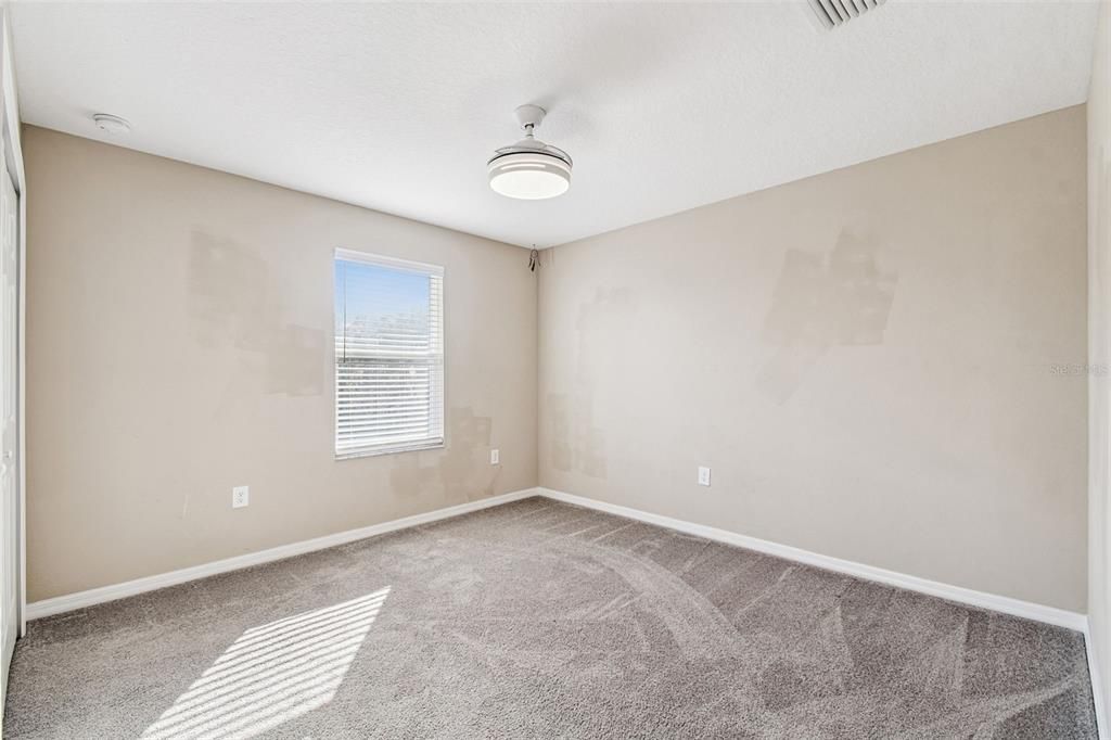 For Sale: $499,000 (5 beds, 3 baths, 2750 Square Feet)