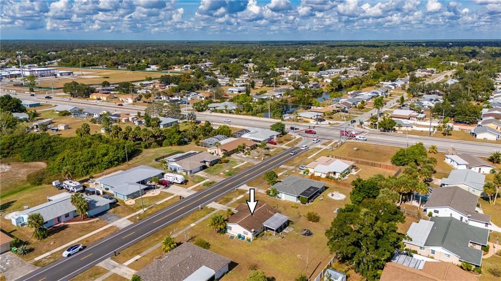 For Sale: $199,900 (2 beds, 2 baths, 1172 Square Feet)