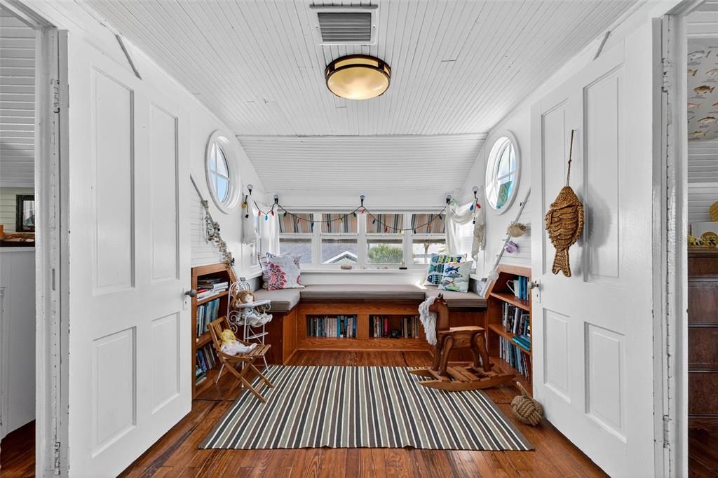 En Venta: $1,995,000 (3 camas, 2 baños, 2181 Pies cuadrados)