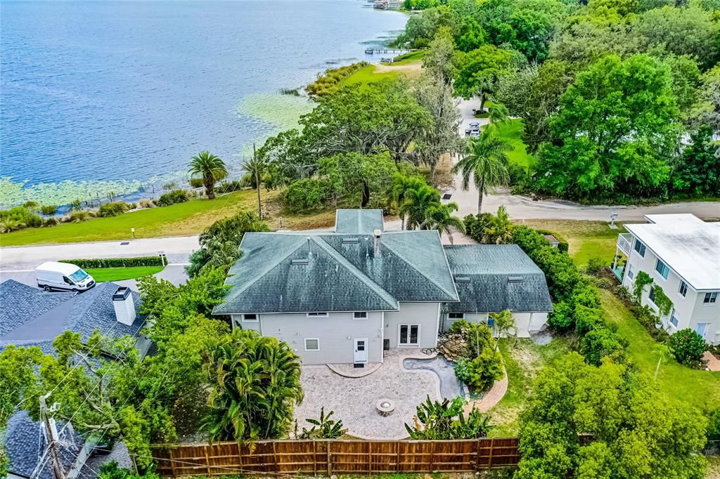 For Rent: $6,750 (5 beds, 4 baths, 3805 Square Feet)